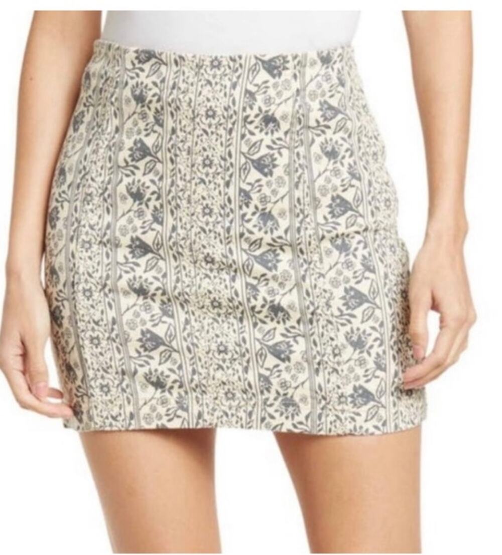Free People Modern Femme denim miniskirt skirt size 0